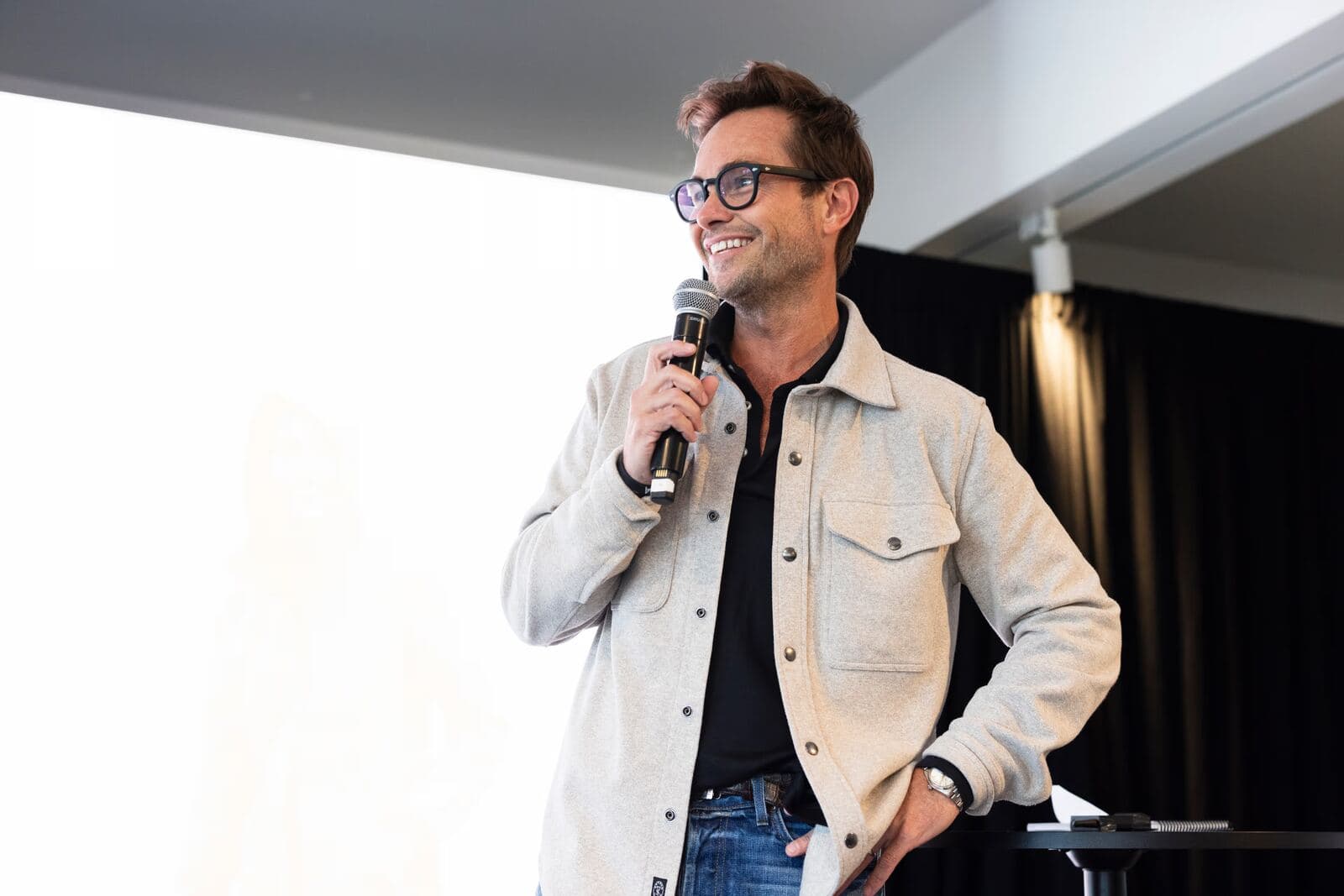 Lands’ End speaker on stage at BRXND